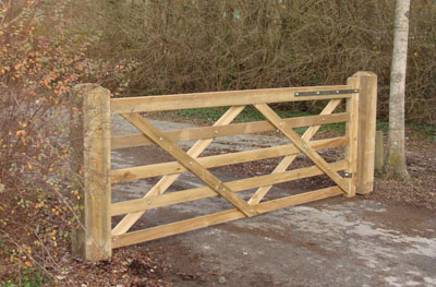 PORTAIL WESTERN BOIS 3 X 1,20 M - photo 2
